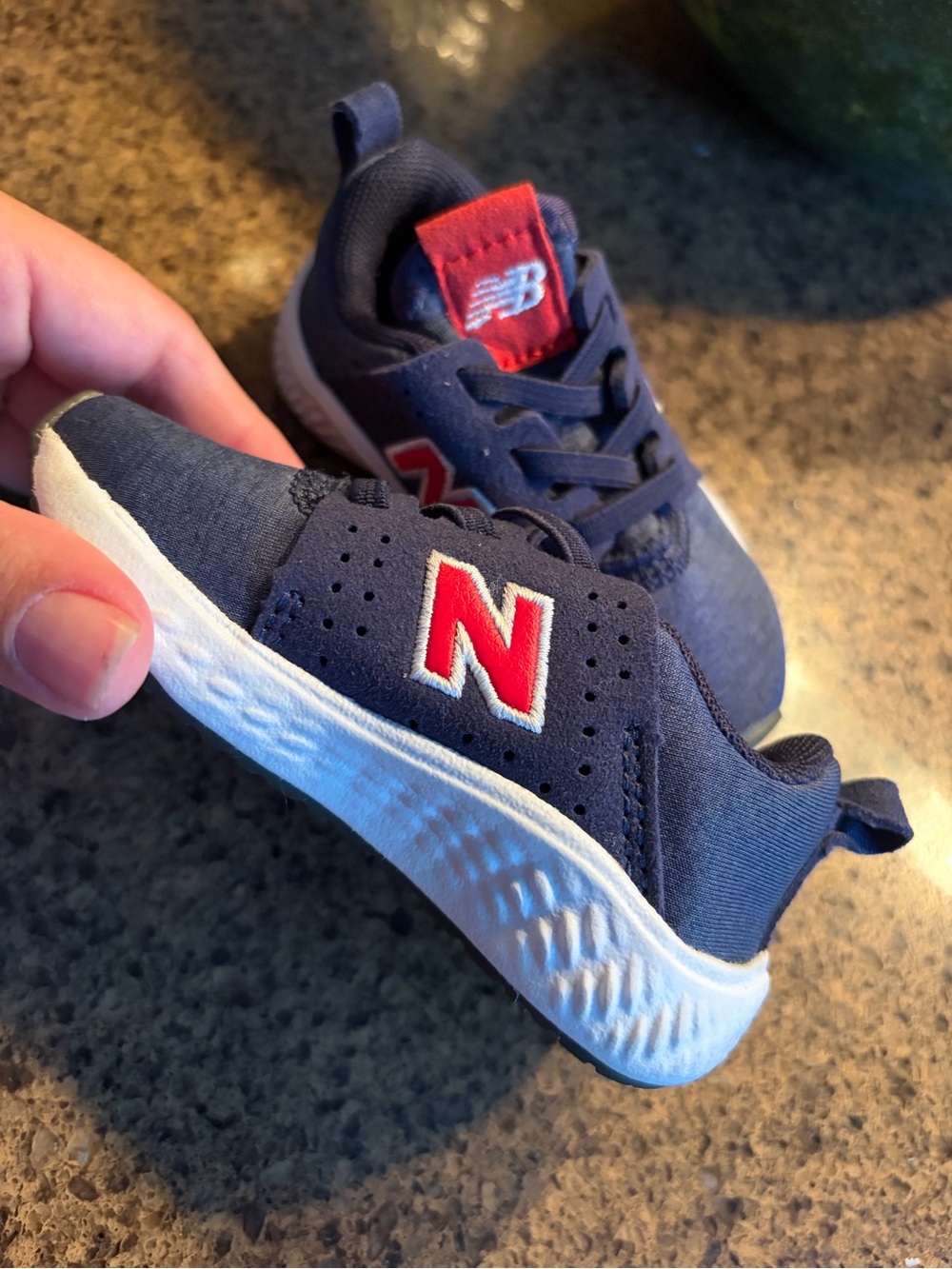 New Balance | Infant Boy Navy Blue & Red Sneakers | Size 4 Infant - Picture 3 of 6